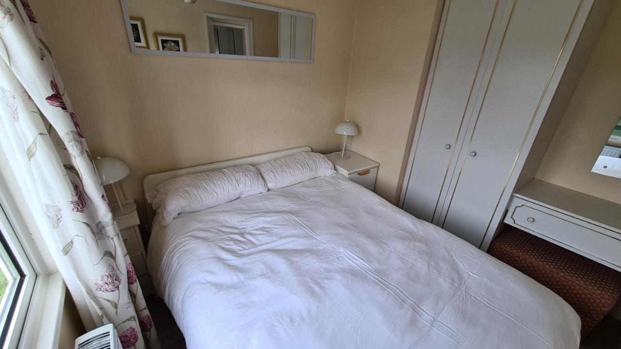 Hawthorn Self Catering Bed & Breakfast 4*